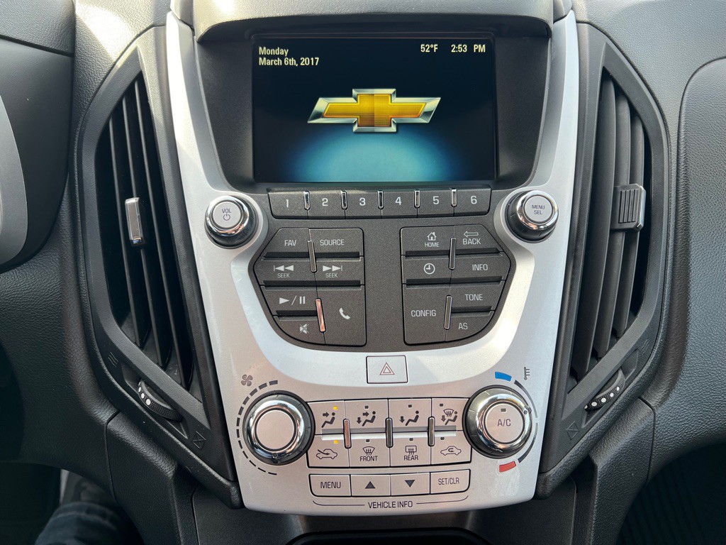 2016 Chevrolet Equinox Image 22