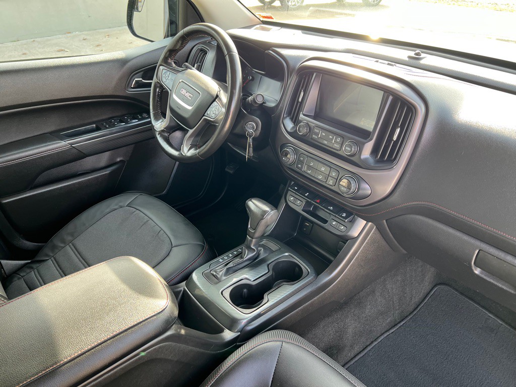 2015 GMC Canyon Image 11