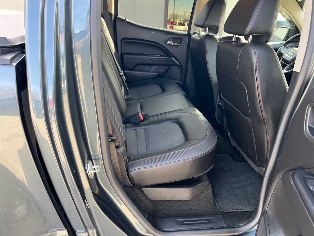 2015 GMC Canyon Image 13