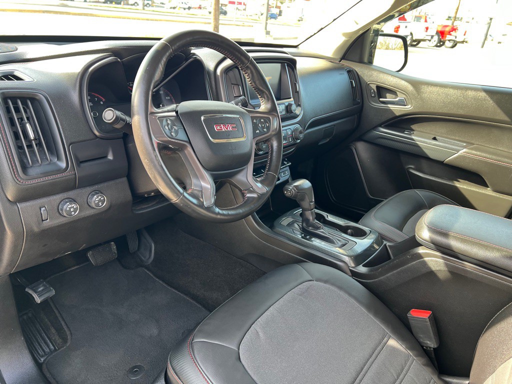 2015 GMC Canyon Image 24