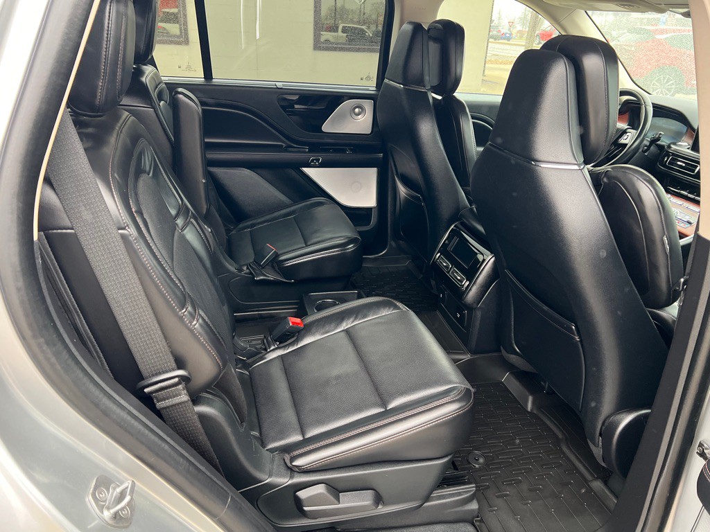 2021 Lincoln Aviator Image 14