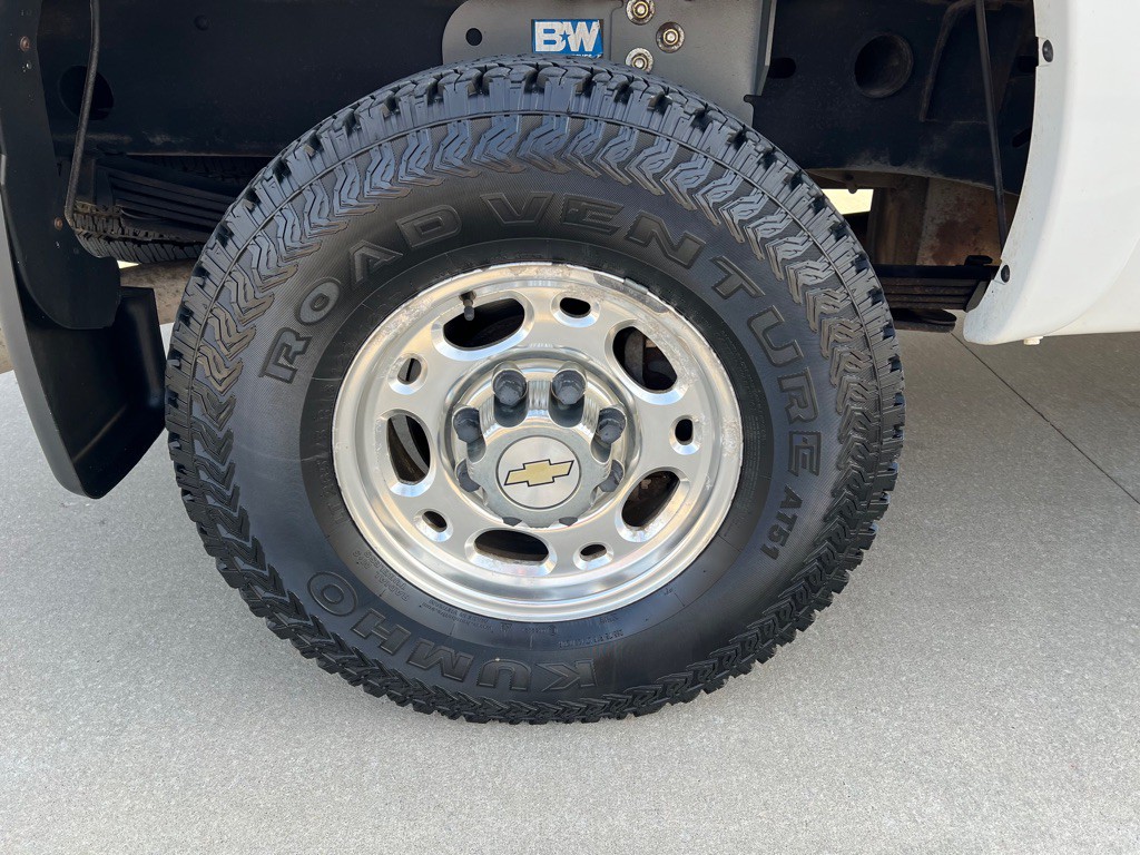 2005 Chevrolet Silverado 1500 Image 11