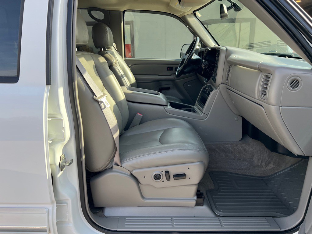 2005 Chevrolet Silverado 1500 Image 13