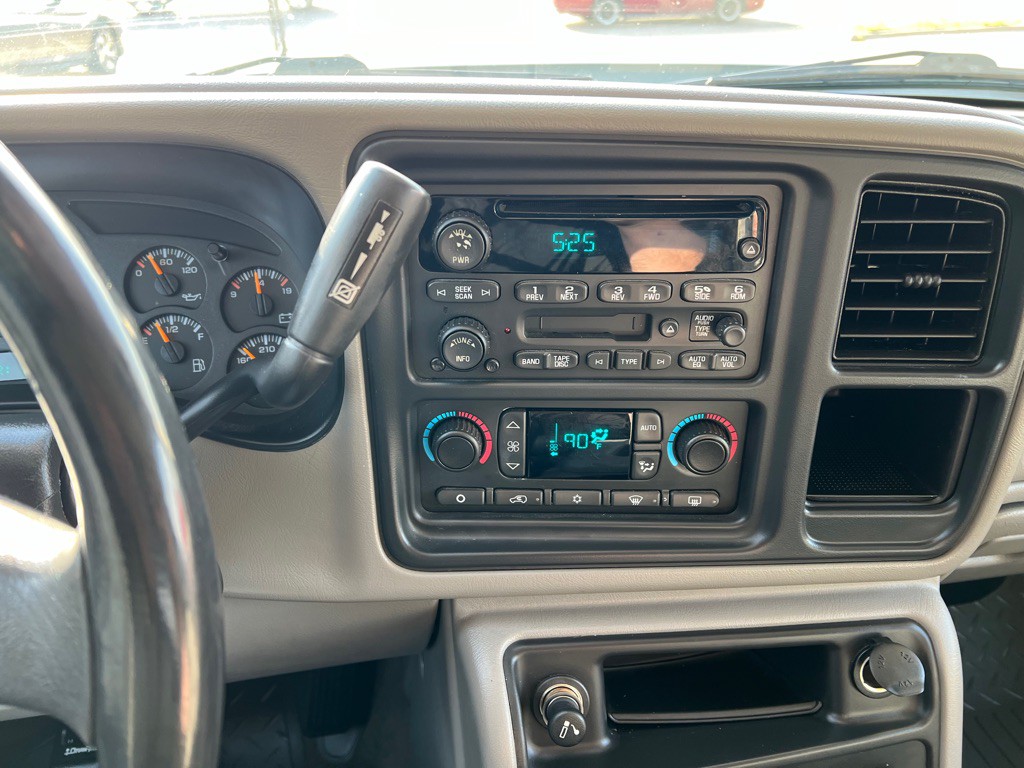 2005 Chevrolet Silverado 1500 Image 26