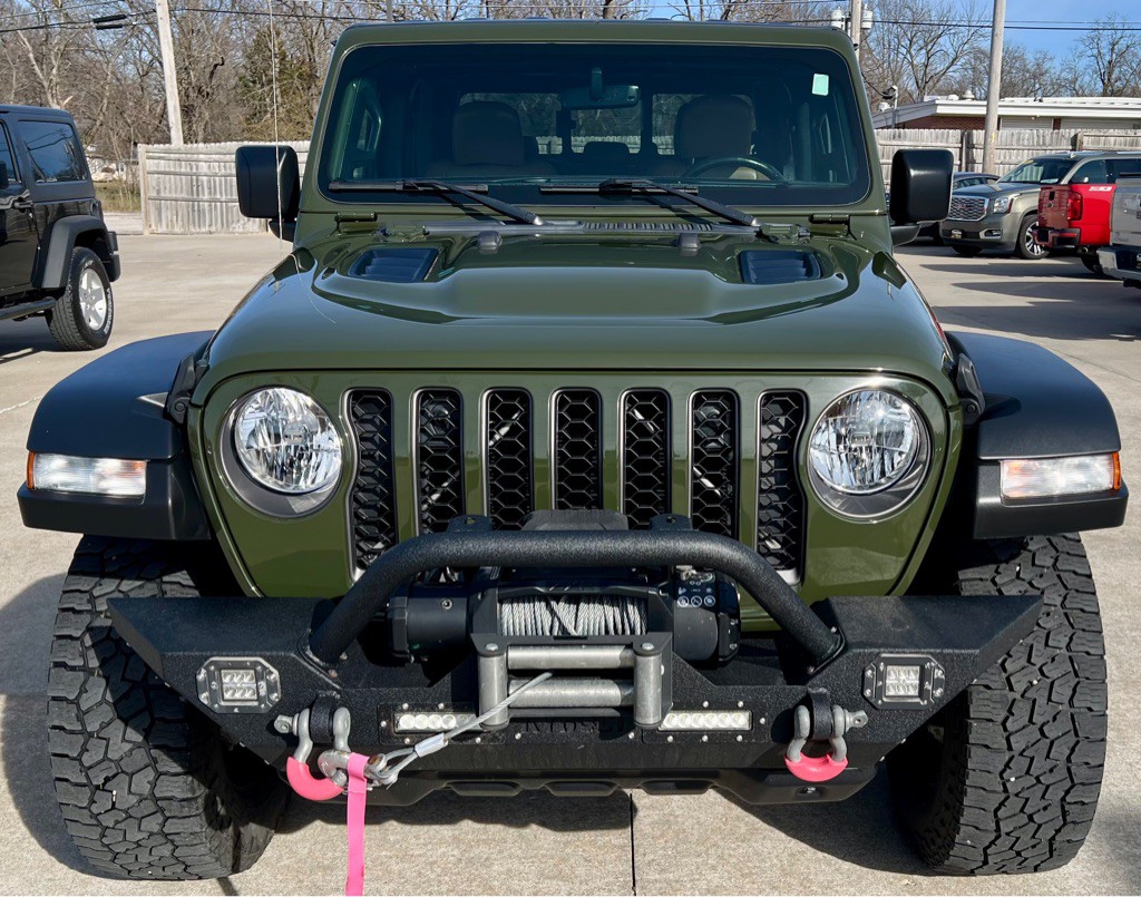 2023 Jeep Gladiator Image 2