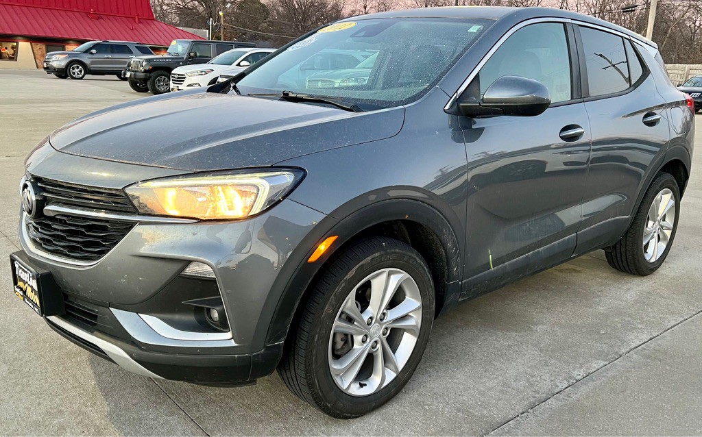 2022 Buick Enclave Image 2