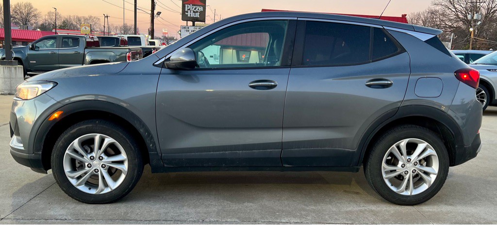 2022 Buick Enclave Image 3