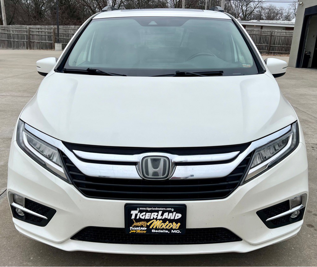 2019 Honda Odyssey Image 2