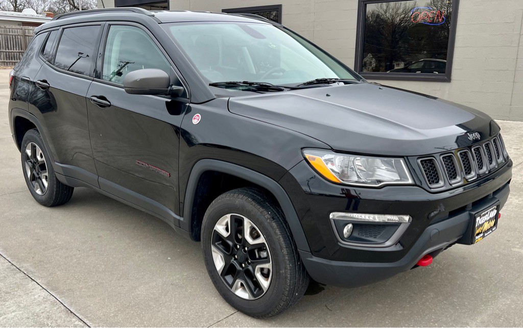 2018 Jeep Compass Image 1