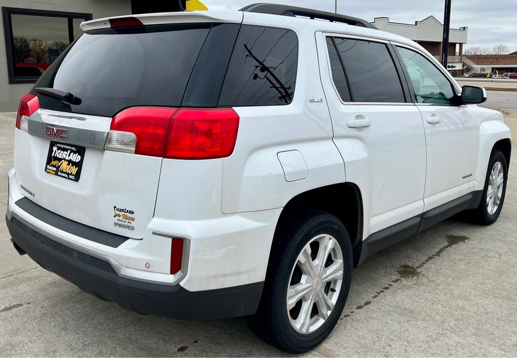 2017 GMC Terrain Image 6