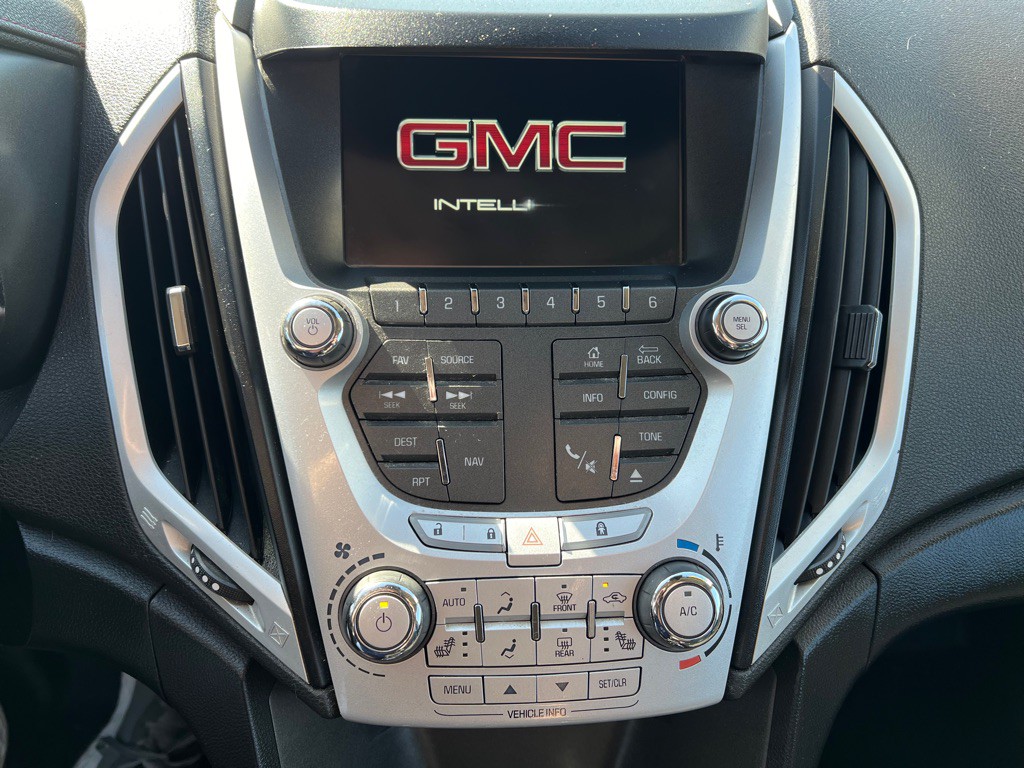 2015 GMC Terrain Image 21