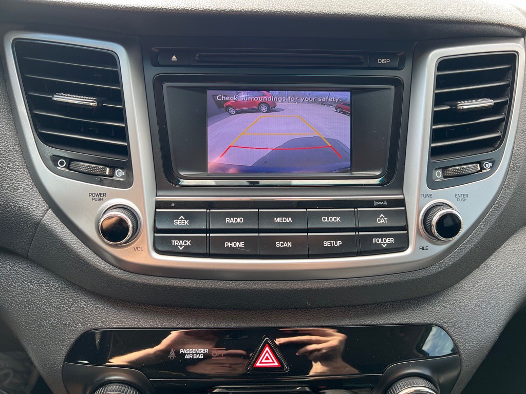 2016 Hyundai Tucson Image 23