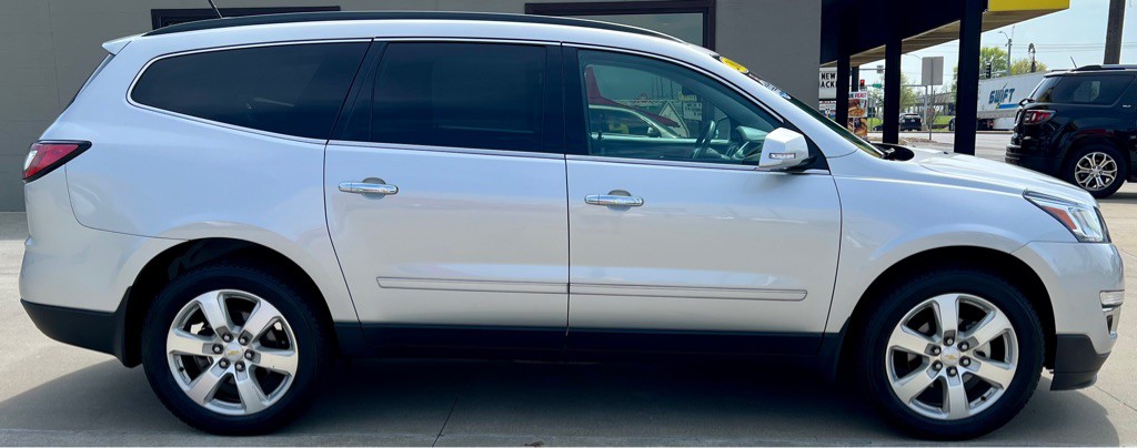 2016 Chevrolet Traverse Image 8