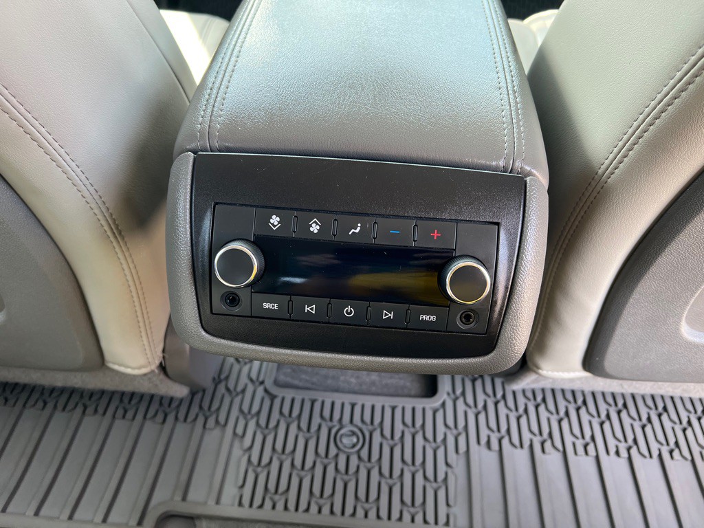 2016 Chevrolet Traverse Image 18