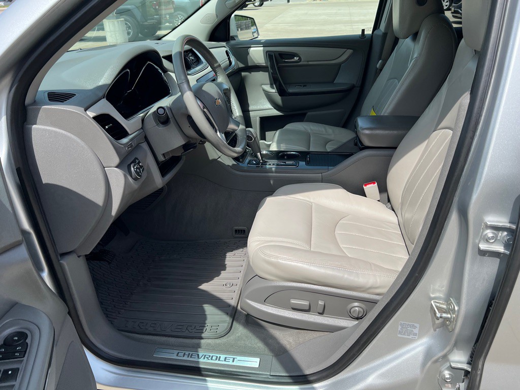 2016 Chevrolet Traverse Image 25