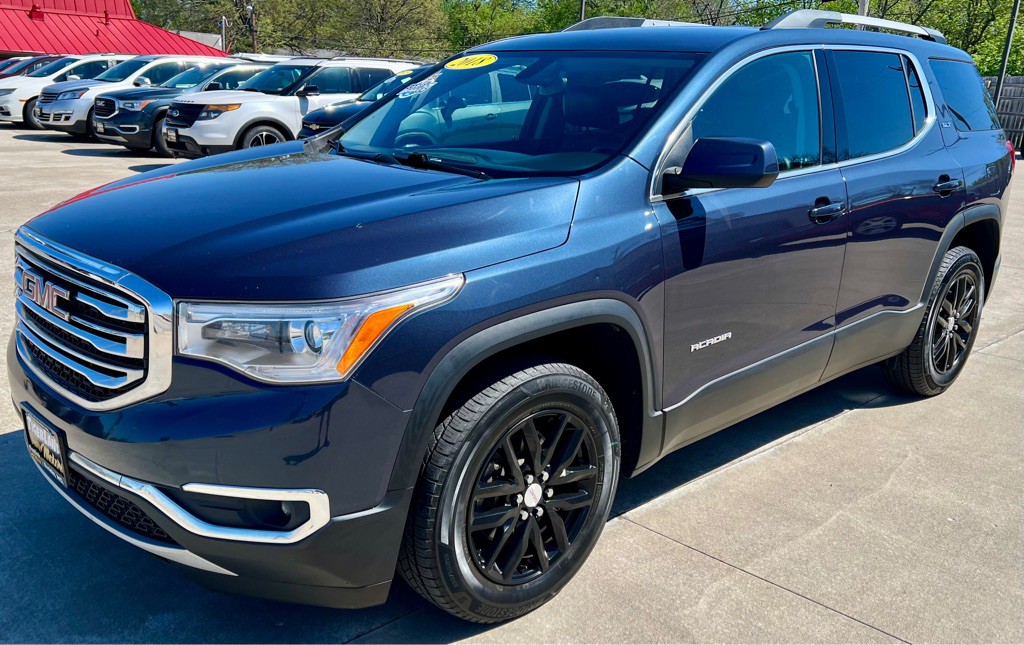 2018 GMC Acadia Image 3