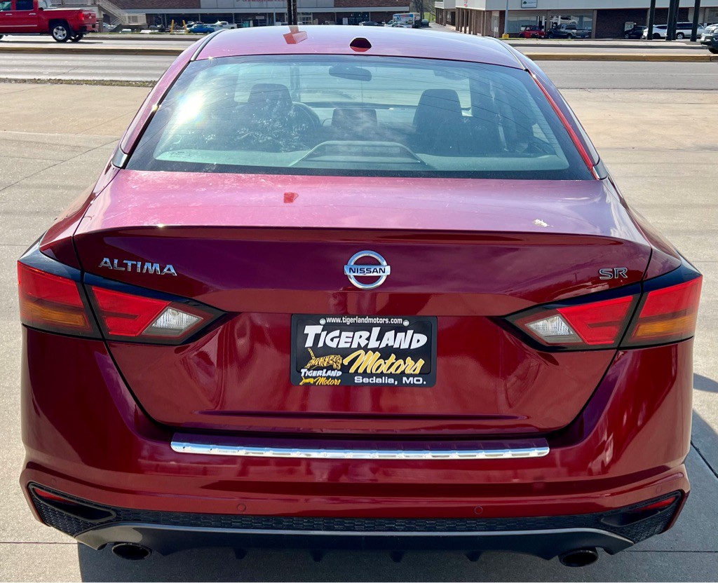 2022 Nissan Altima Image 6