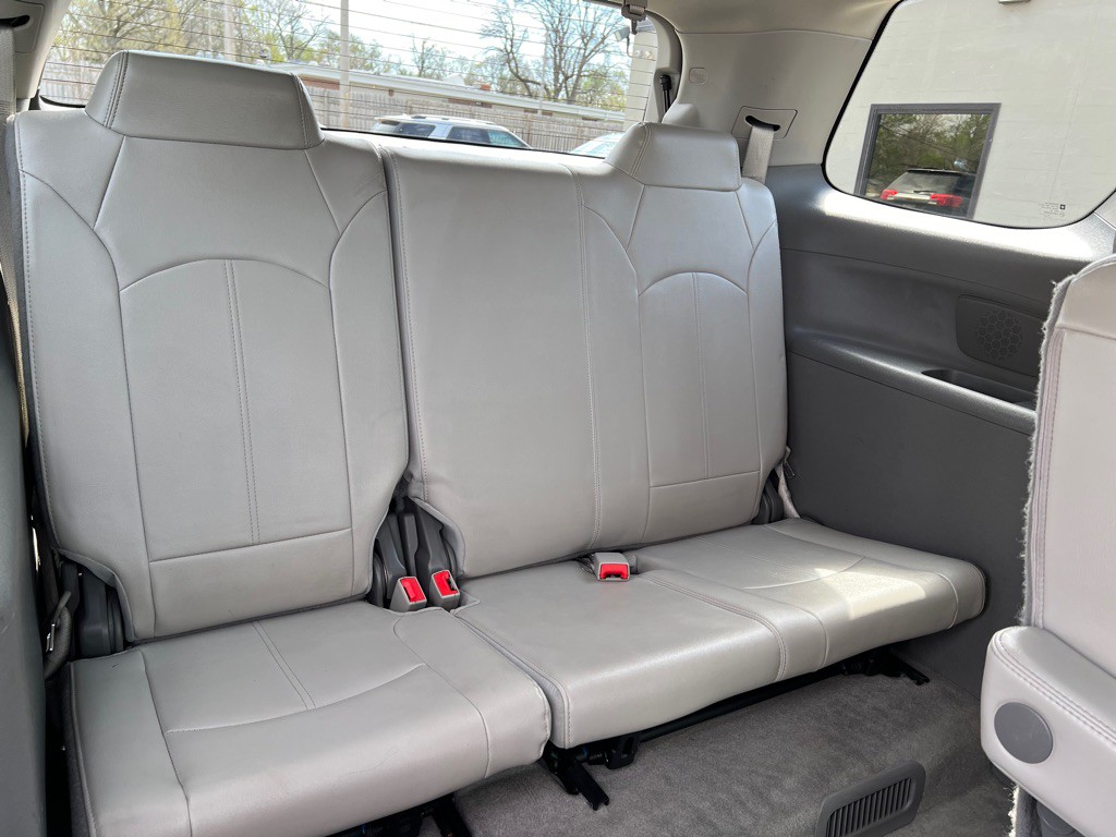 2016 GMC Acadia Image 23