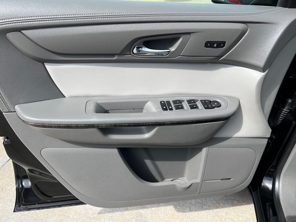 2016 GMC Acadia Image 31