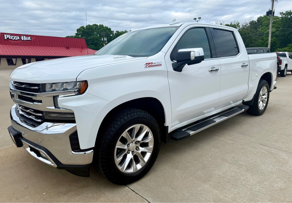 2021 Chevrolet Silverado 1500 Image 3