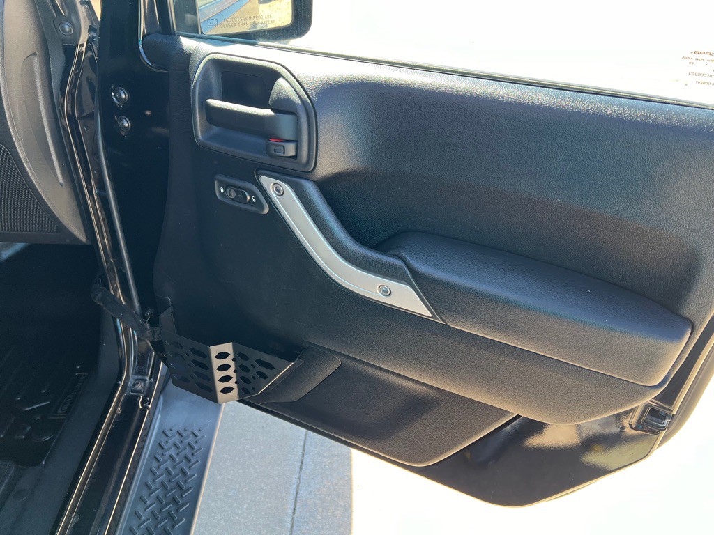 2014 Jeep Wrangler Image 11
