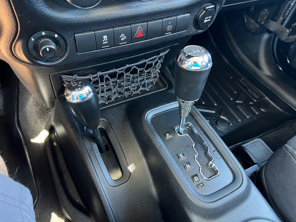 2014 Jeep Wrangler Image 20