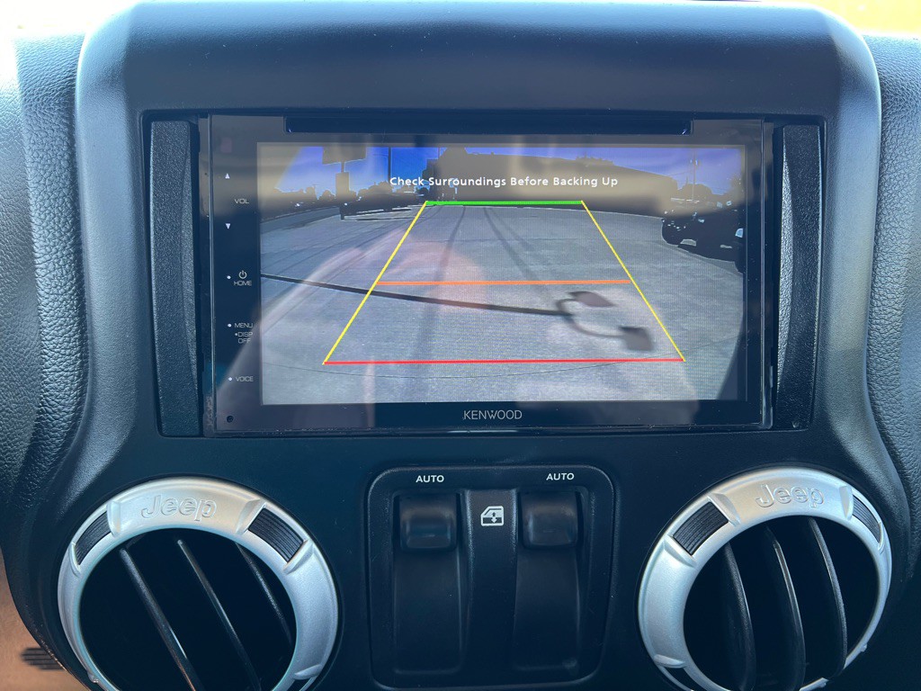2014 Jeep Wrangler Image 25