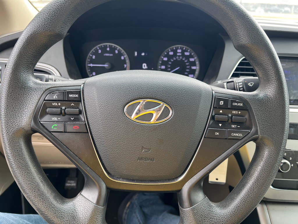 2015 Hyundai Sonata Image 12