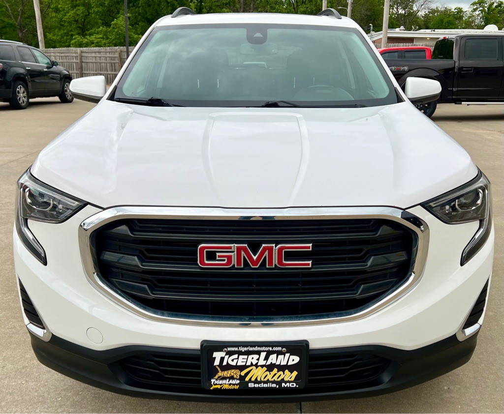 2021 GMC Terrain Image 2
