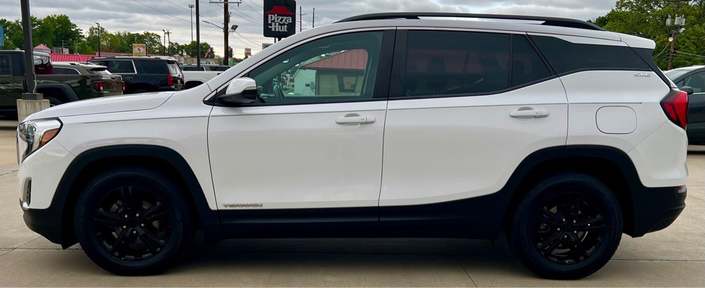 2021 GMC Terrain Image 4