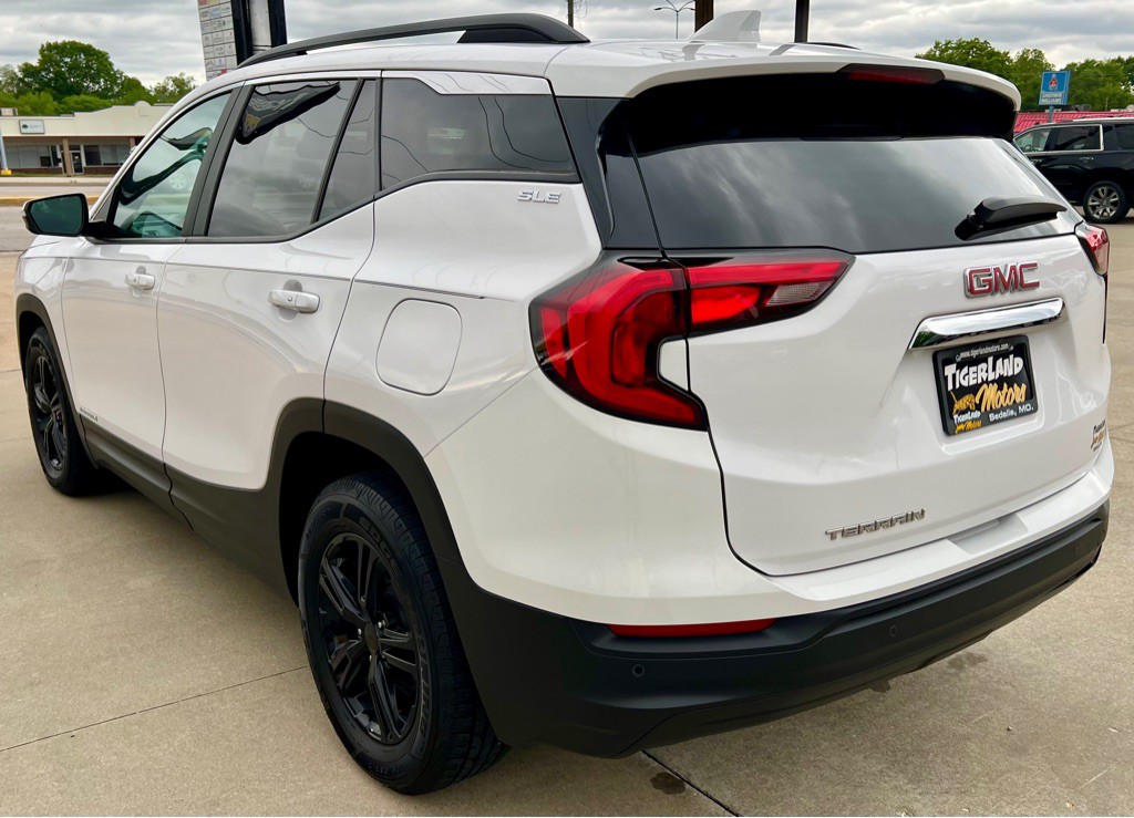 2021 GMC Terrain Image 5