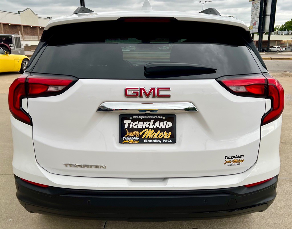 2021 GMC Terrain Image 6