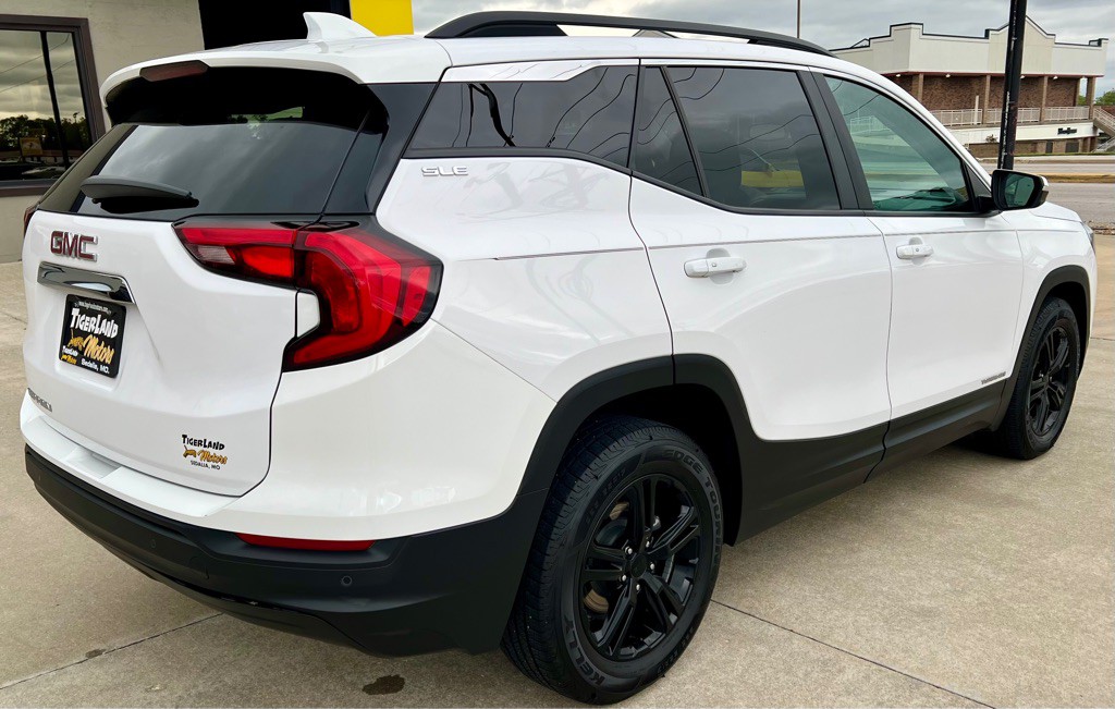 2021 GMC Terrain Image 7