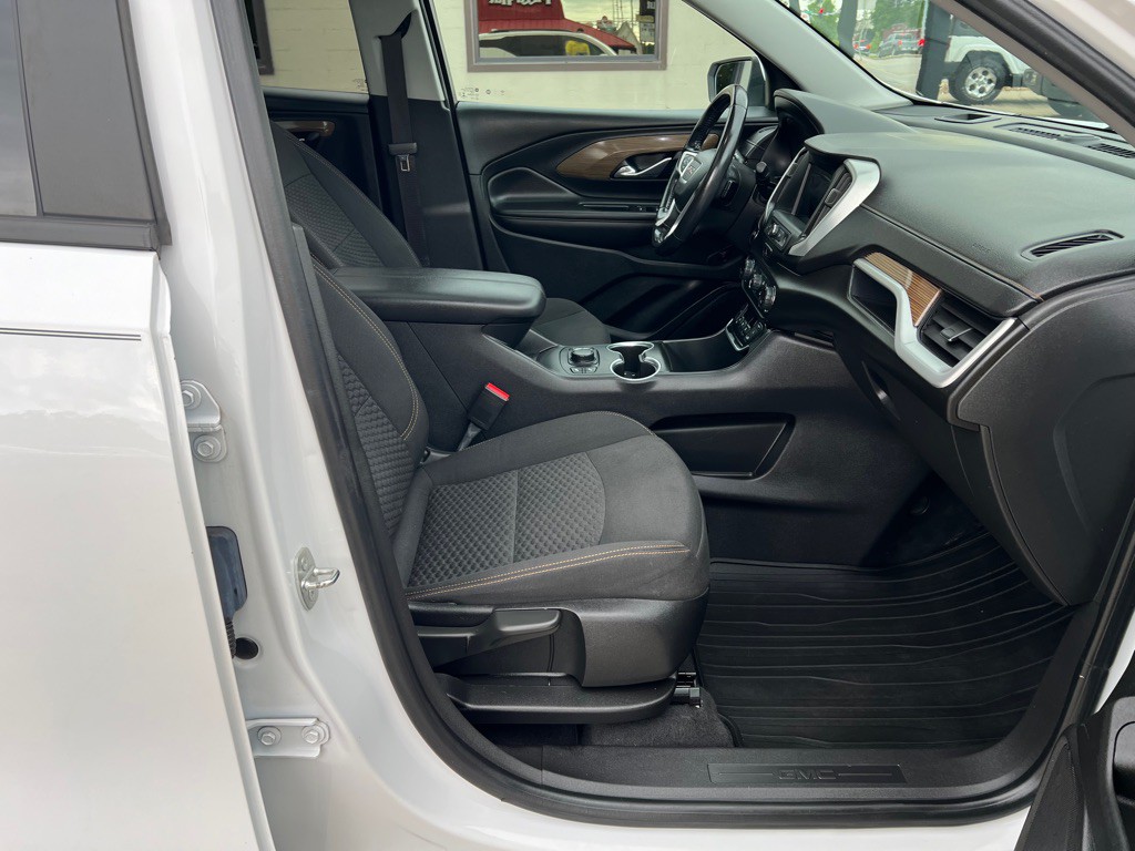 2021 GMC Terrain Image 13