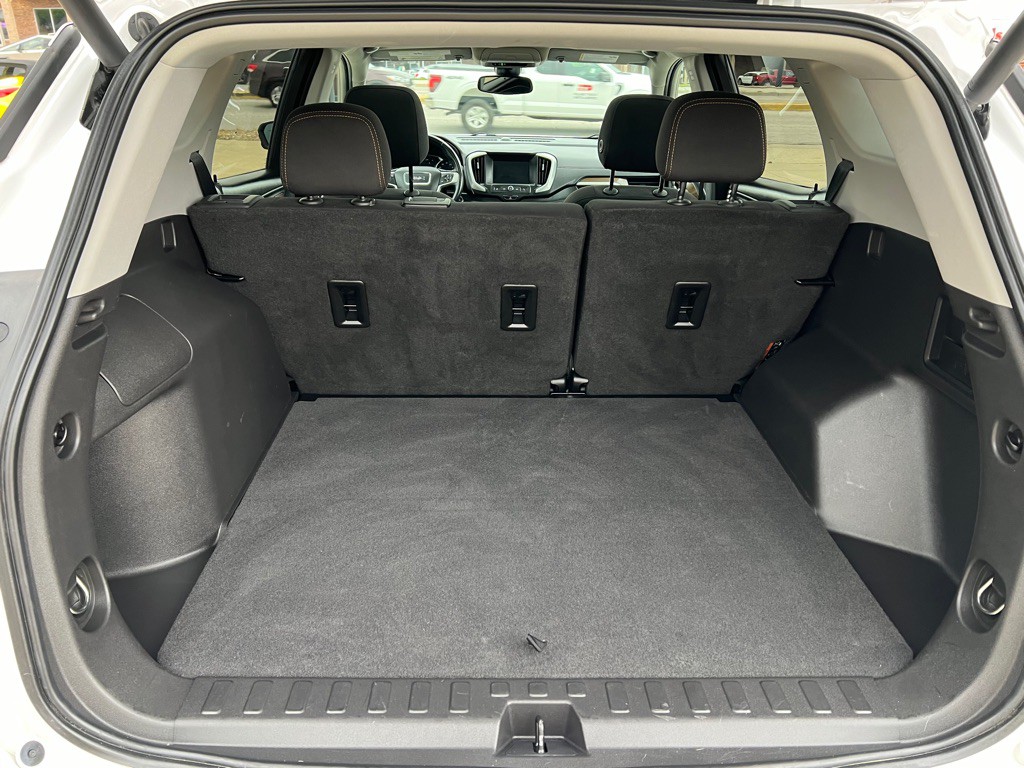 2021 GMC Terrain Image 21