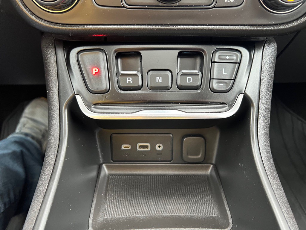 2021 GMC Terrain Image 28