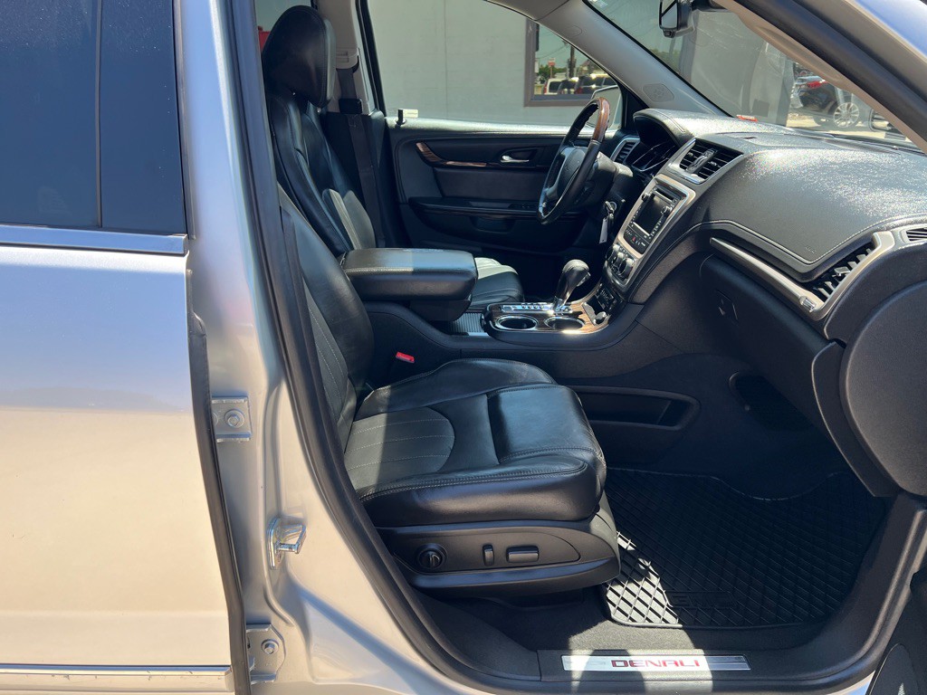 2014 GMC Acadia Image 13