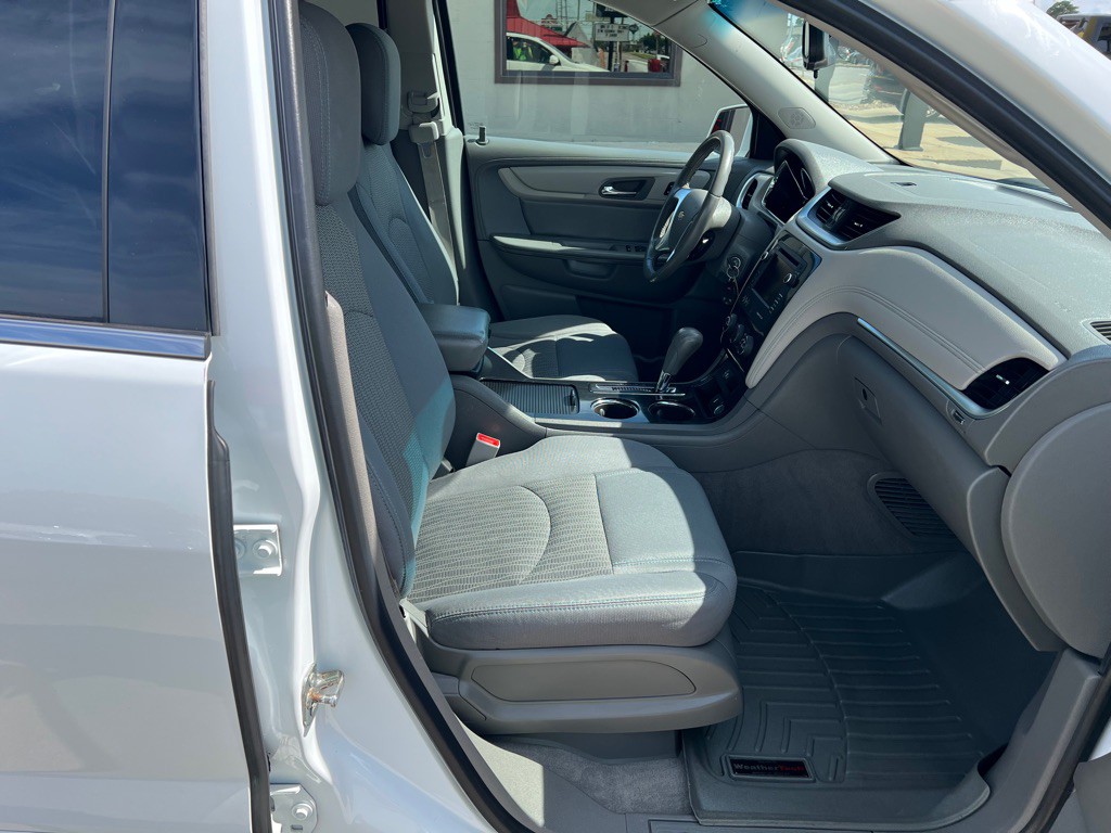 2016 Chevrolet Traverse Image 11