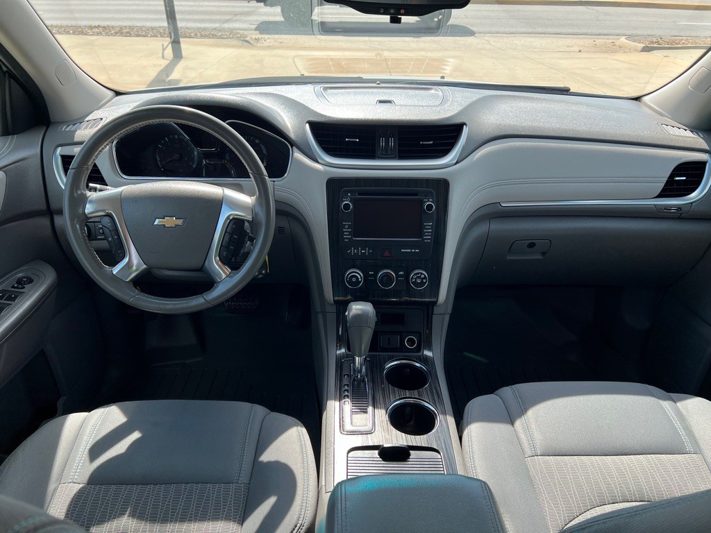 2016 Chevrolet Traverse Image 16