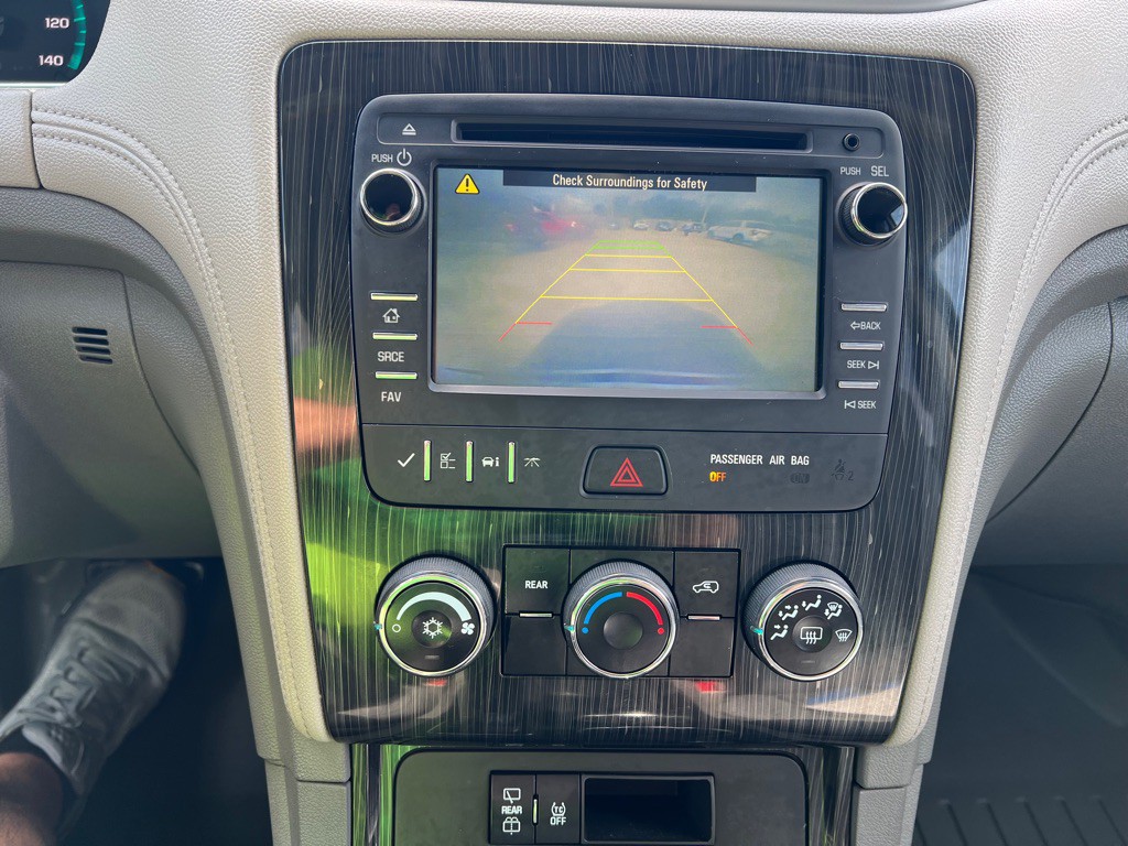 2016 Chevrolet Traverse Image 27