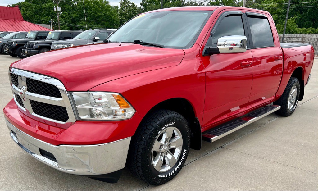 2021 RAM 1500 Image 3