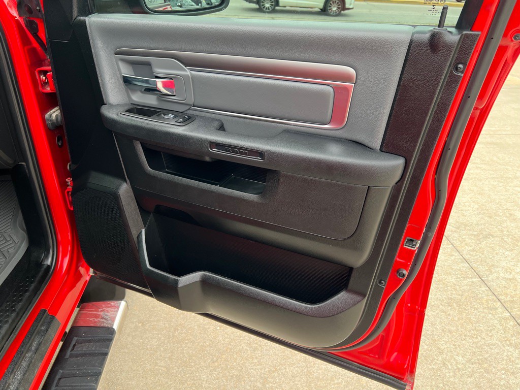 2021 RAM 1500 Image 11