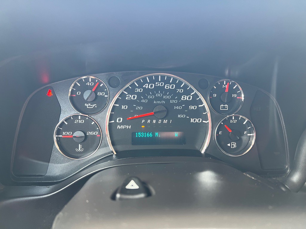2016 Chevrolet Express Image 23