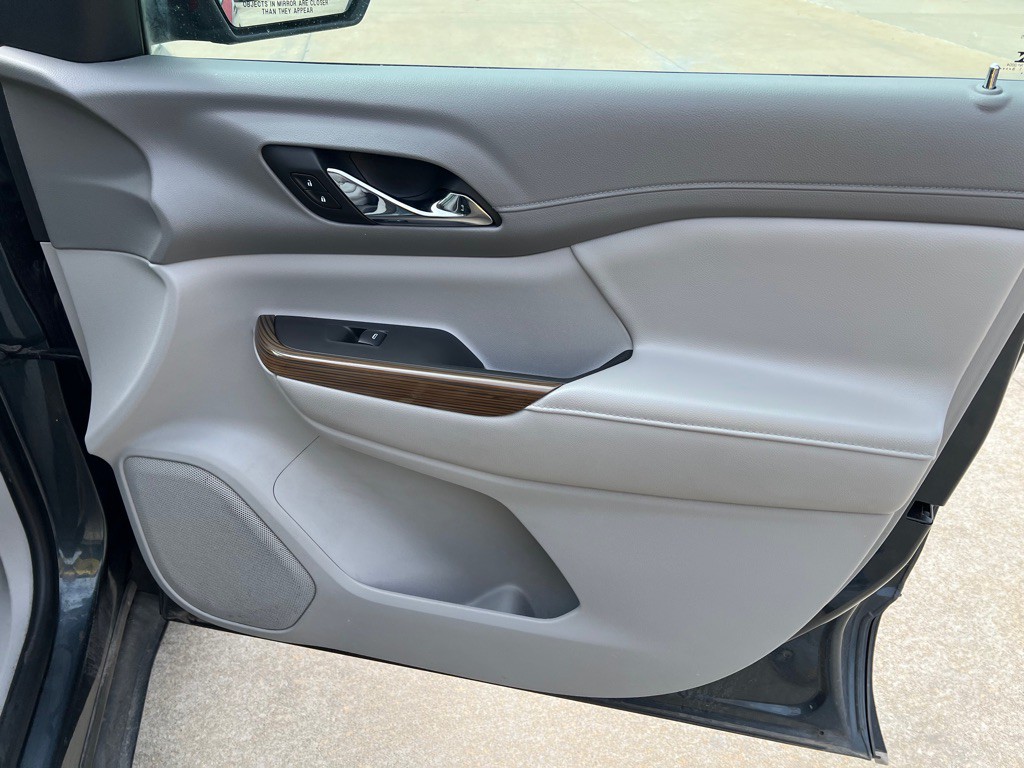 2019 GMC Acadia Image 10
