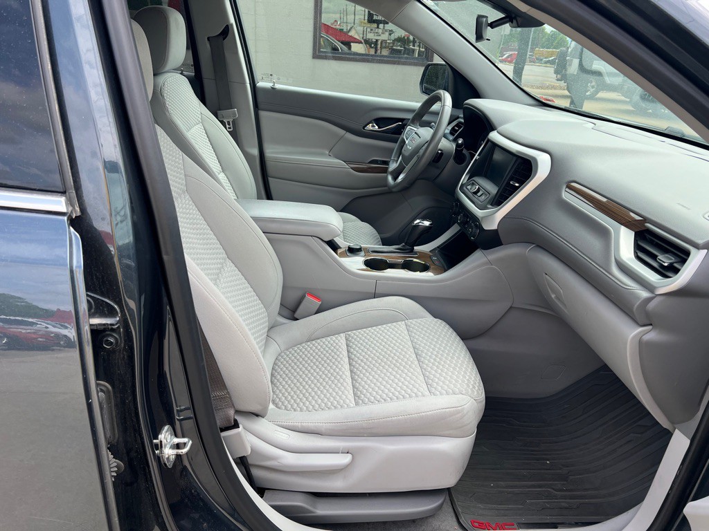 2019 GMC Acadia Image 11