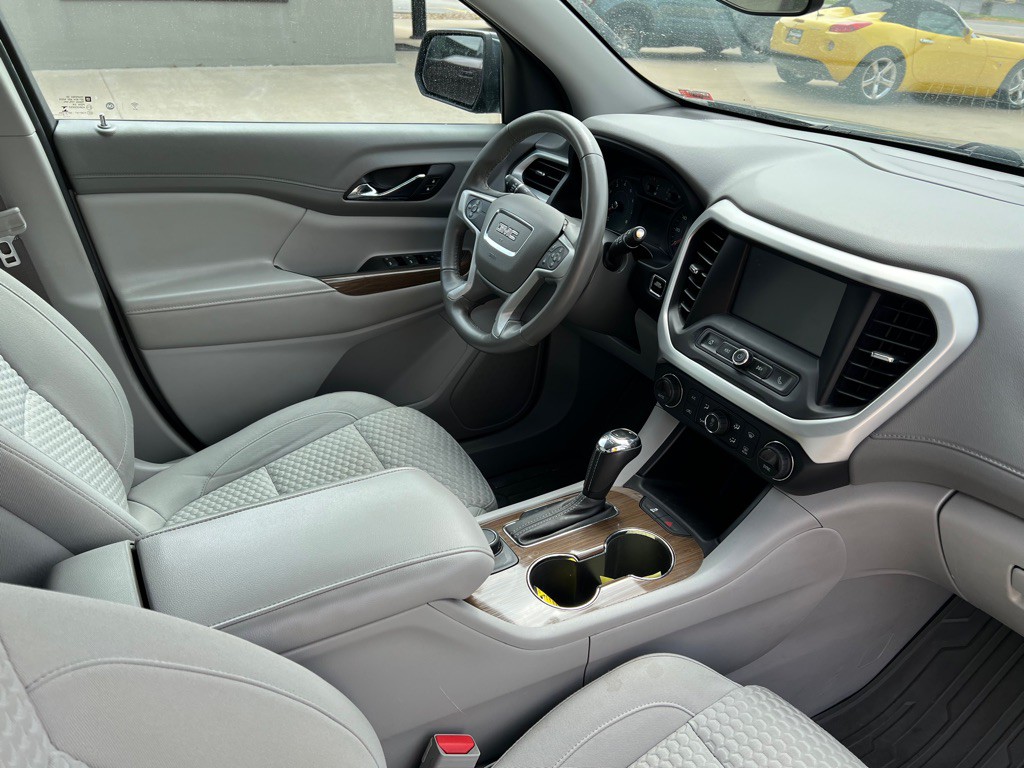 2019 GMC Acadia Image 12