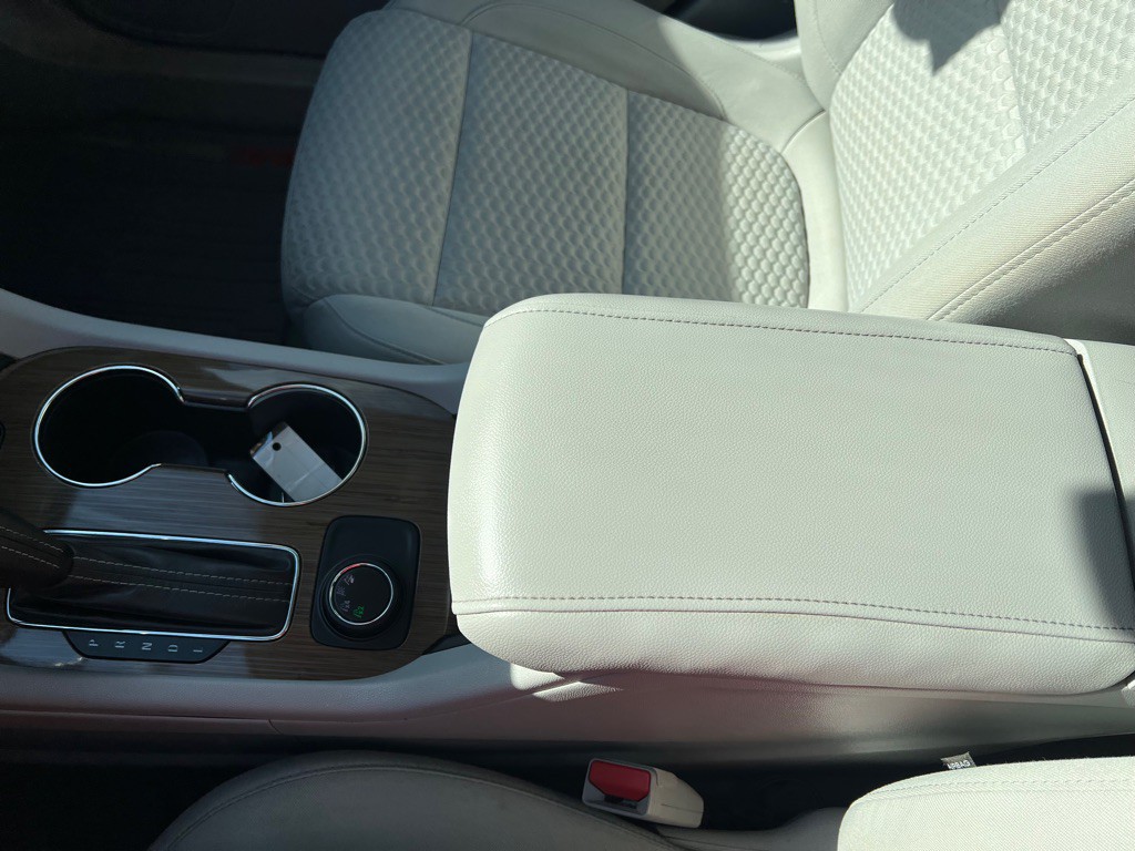 2019 GMC Acadia Image 26