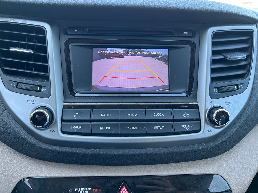 2016 Hyundai Tucson Image 11