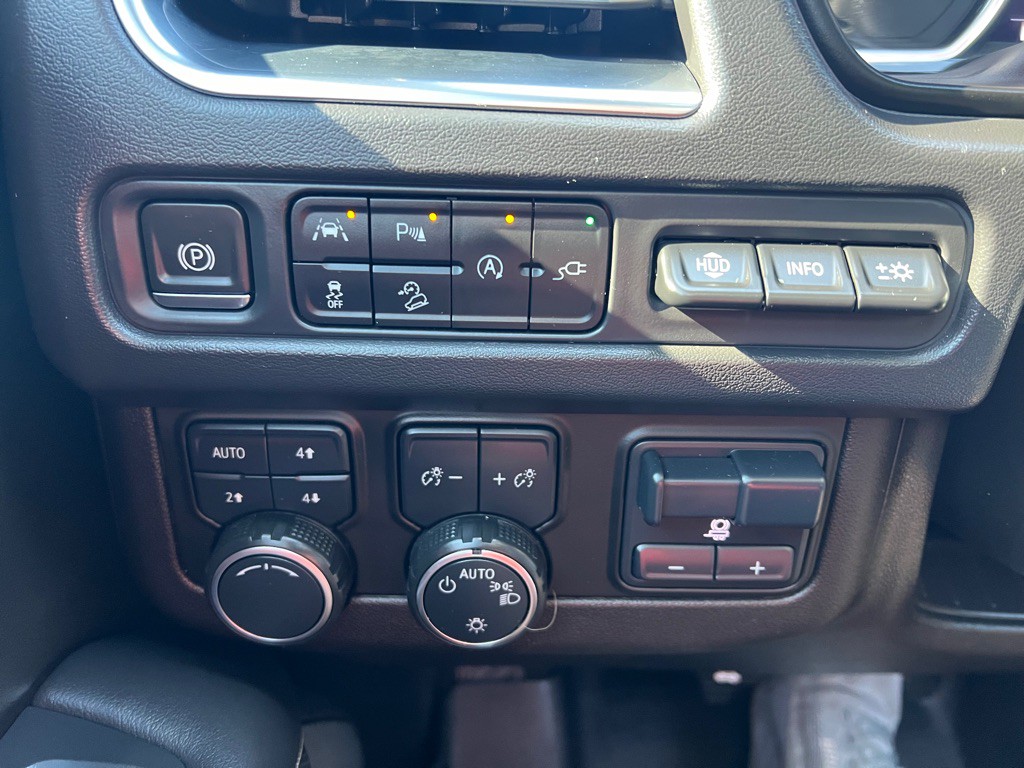 2021 Chevrolet Tahoe Image 28