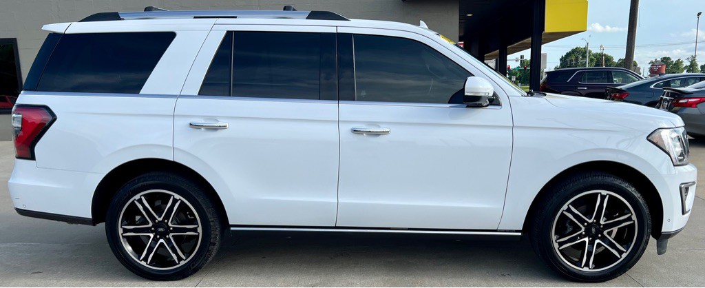 2021 Ford Expedition Image 8